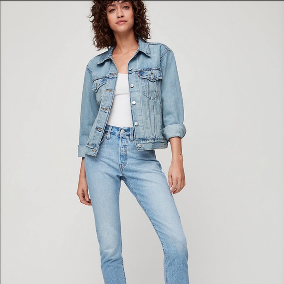 NWT Levi’s Ed-boyfriend jean jacket size Medium